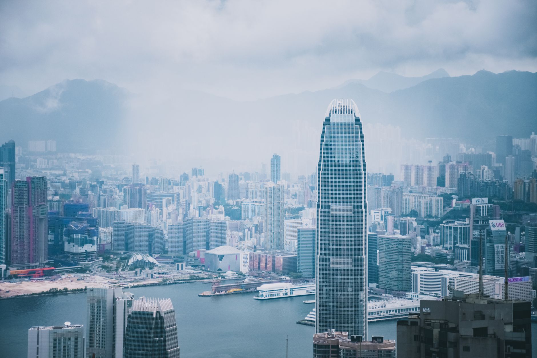 2026英国留学中介排名:香港學生必睇五大機構深度評測